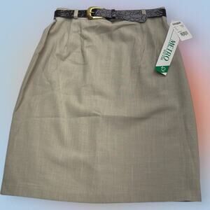 METRO NEW YORK Women's 12 Tan Skirt with Belt - VINTAGE
